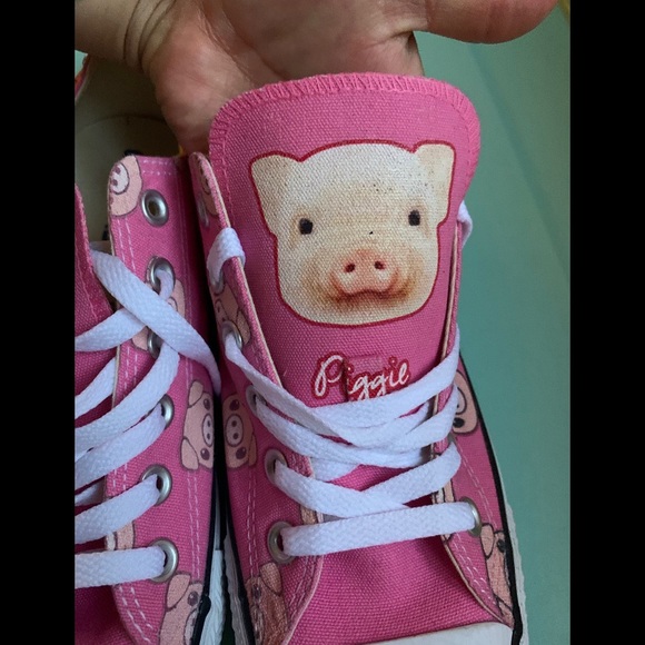 Shoes - Picture 3 of 6